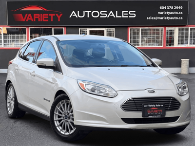 FREE 3000 KM COMPREHENSIVE LUBRICO WARRANTY!! 2012 Ford Focus SE Sedan | Automatic | Fuel Efficient...