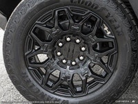 Welcome to Mann-Northway Auto Source. This GMC HUMMER EV Pickup has a strong Electric engine powerin... (image 8)