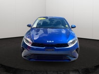 This Kia Forte has a dependable Regular Unleaded I-4 2.0 L/122 engine powering this Variable transmi... (image 5)