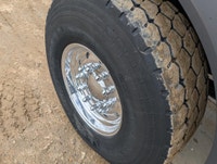 Low HRS, LOW KMS 2019 Peterbilt 348 Tandem Hydrovac Camex Smartvac Hydro Vac non-code KMS: 63,933 HR... (image 9)