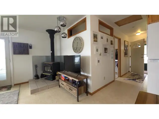 7597 NORTH POINT ROAD Sheridan Lake, British Columbia in Houses for Sale in 100 Mile House - Image 19