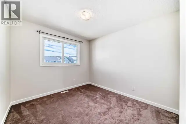 80 Magnolia Way SE Calgary, Alberta in Houses for Sale in Calgary - Image 27