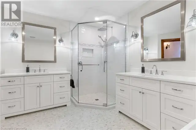32 MAPLE HILL Drive Kitchener, Ontario in Houses for Sale in Kitchener / Waterloo - Image 33