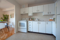 SPACIOUS BACHELOR APARTMENT FOR RENT IN CORNWALL! SELECT APARTMENTS FULLY REVITALIZED WITH PREMIUM F... (image 1)