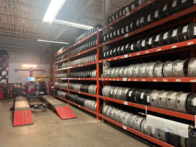 Brakes, Wheel Alignment, Suspension, Tune-Up, Bearing, AC, Oil in Tires & Rims in Markham / York Region - Image 5
