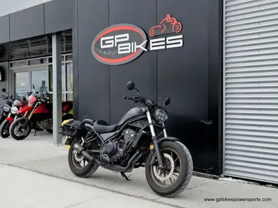 No money down.Credit approved in minutes* OACJust...CLICK HERE 2023 Honda Rebel 500 ABS Features may...