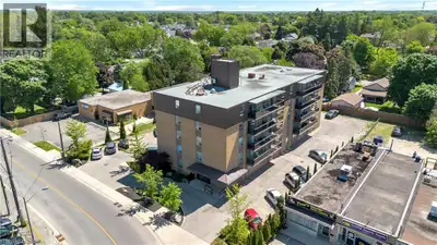 Spacious 2 Bedroom + Den Apartment for Rent! Looking for a comfortable, well-maintained place to cal...