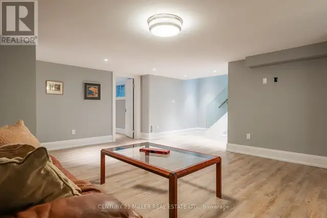 6 CHARTWELL ROAD Oakville (OO Old Oakville), Ontario in Houses for Sale in Oakville / Halton Region - Image 33