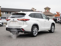 No Accidents - Keyless Ignition - Parking Sensors - Backup Camera - Blindspot Monitoring Efficient,... (image 8)