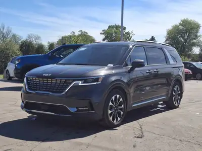 Come see this certified 2024 Kia Carnival EX | Leather | Smart Cruise | Heated Wheel + Seats | Power...