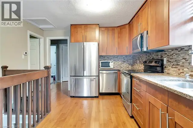 1392 DOON VILLAGE Road Kitchener, Ontario in Houses for Sale in Kitchener / Waterloo - Image 10