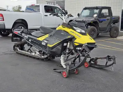 APPLY NOW: https://www.ridecollective.ca/get-pre-approved 2017 SKIDOO SUMMIT SP ELECTRIC START ROTAX...
