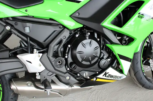 2025 Kawasaki NINJA 650 KRT EDITION in Street, Cruisers & Choppers in Trenton - Image 14