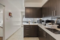 Large 4 Bedroom Townhouse (1 MONTH FREE PROMO) To schedule a viewing, please call or text our Leasin... (image 7)