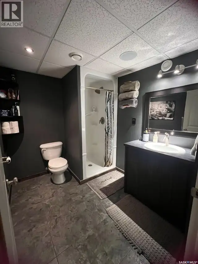 Kozmech Acreage Wallace Rm No. 243, Saskatchewan in Houses for Sale in Regina - Image 38