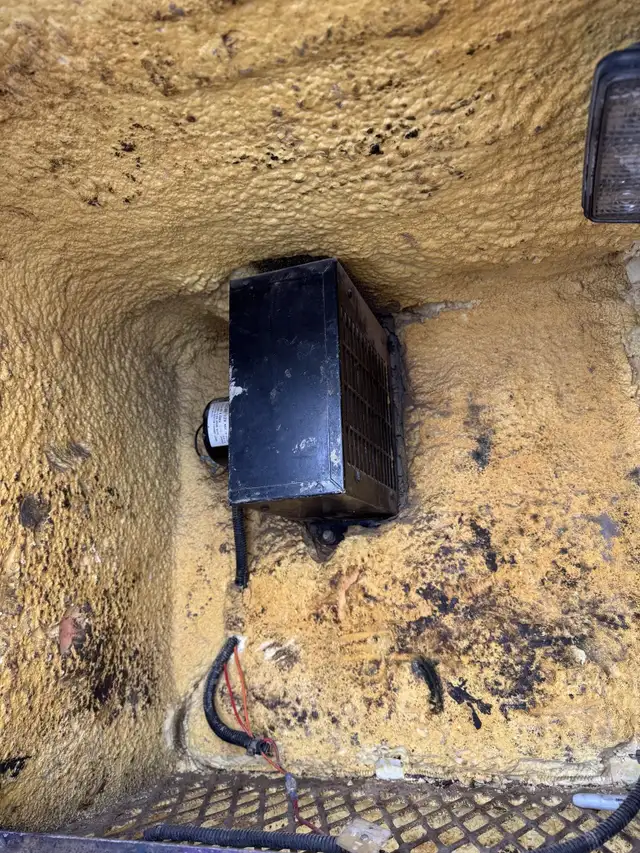 2005 PETERBILT 378 in Heavy Trucks in Saskatoon - Image 35