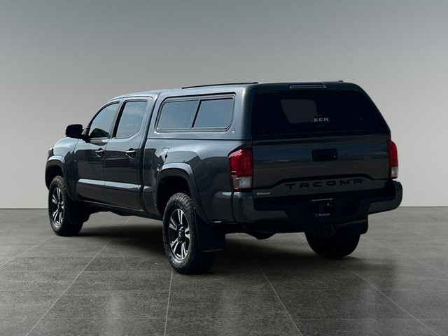 2017 Toyota Tacoma 4WD Double Cab V6 TRD Sport W- Topper in Cars & Trucks in Calgary - Image 4