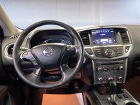 Discover the 2017 Nissan Pathfinder SL, a versatile SUV designed for families and adventurers alike.... (image 5)