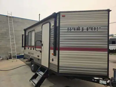 Forest River Cherokee Wolf Pup travel trailer 15SW highlights: V-Nose Single Slide Out Queen Bed Out...