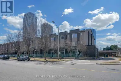 Located in the heart of Scarborough, Spacious 3+1 bedroom townhome in Tridels Metrogate Community of...