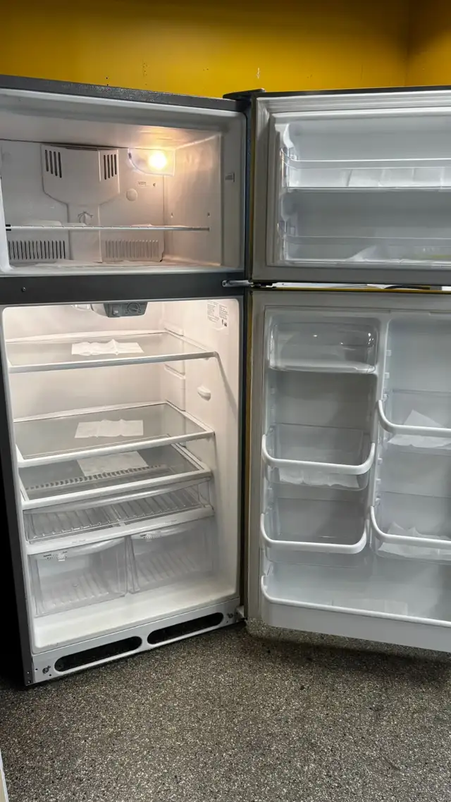 Frigidaire 30” Top Freezer Refrigerator30 Days Warranty in Refrigerators in Kitchener / Waterloo - Image 5