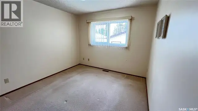211 Maple STREET Maple Creek, Saskatchewan in Houses for Sale in Swift Current - Image 20