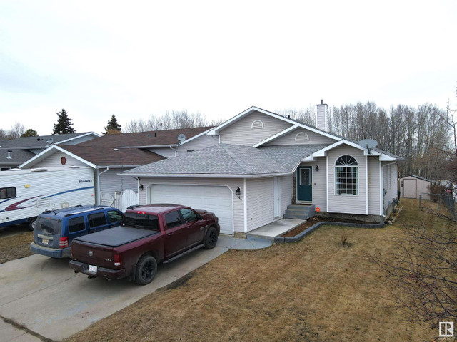 3744 49 AV Drayton Valley, Alberta in Houses for Sale in St. Albert