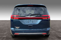 . . . . 3.6 L 6 Cyl Engine Vehicle Options: Leather Interior, Adaptive Cruise Control, Blind Spot Mo... (image 3)