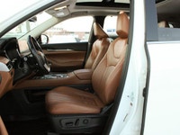 Shop this loaded 2023 INFINITI QX60 Sensory - one owner, fully serviced at INFINITI Gallery, no acci... (image 2)