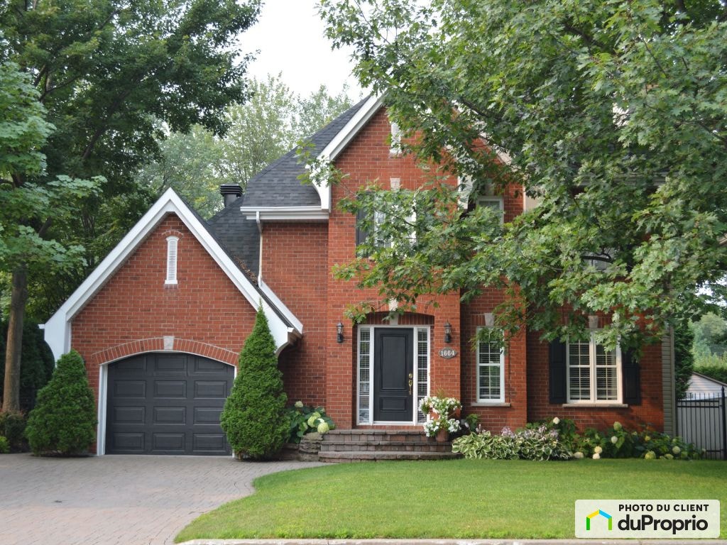$899,900 - 2 Storey for sale in Terrebonne (Terrebonne) — photo 1