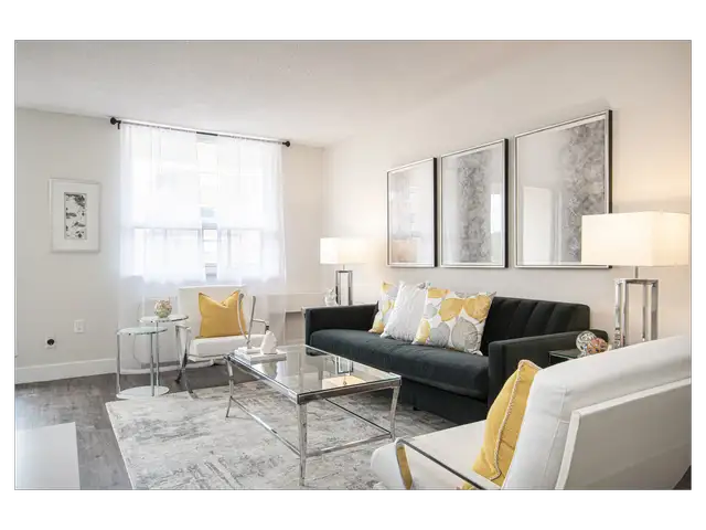 1 Bedroom Apartment for Rent - 57 Forest Ave62863312366338120