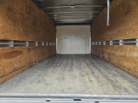 2022 Ford E-450 Cube 16 pieds 2x4 V8 7.3L -Location crédit bail disponible Financement Bancaire 1e 2... (image 9)