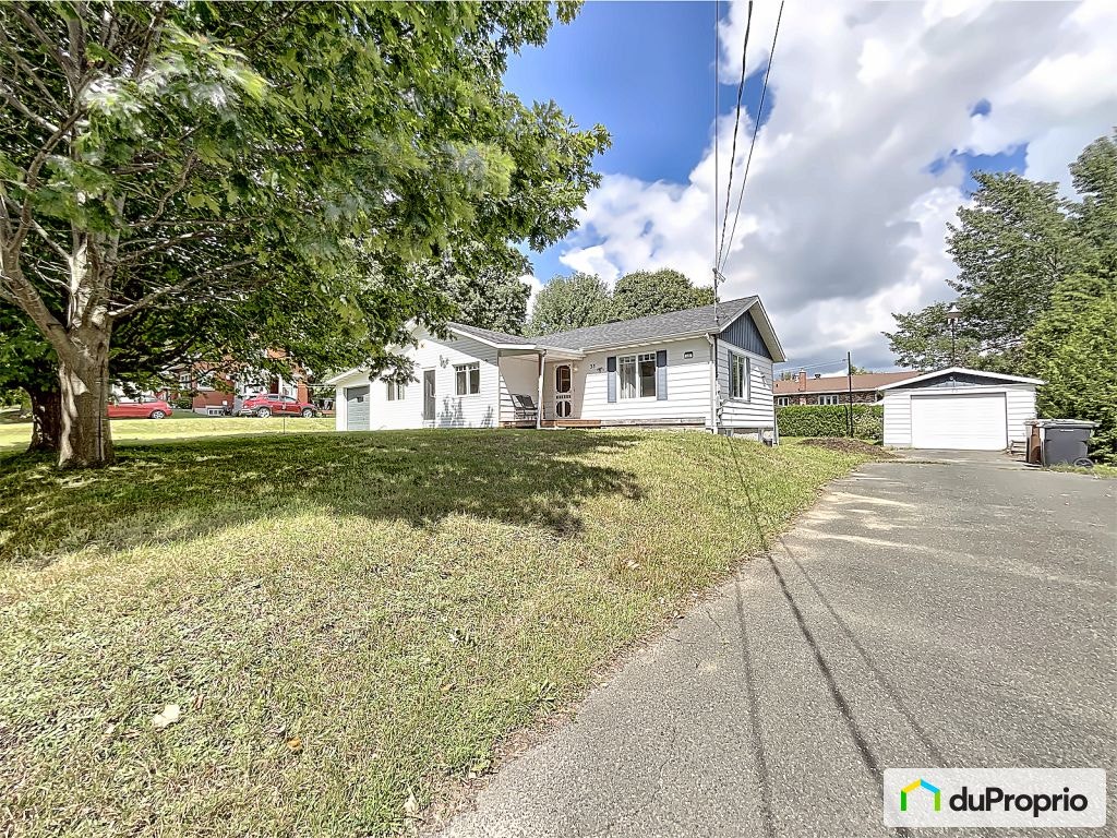 $342,000 - Bungalow for sale in Danville — photo 2