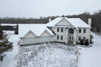 Stunning home in Parkland County | Schmidt Realty Group