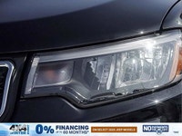 Only 23 Miles! This Jeep Compass has a dependable Intercooled Turbo Regular Unleaded I-4 2.0 L/122 e... (image 8)