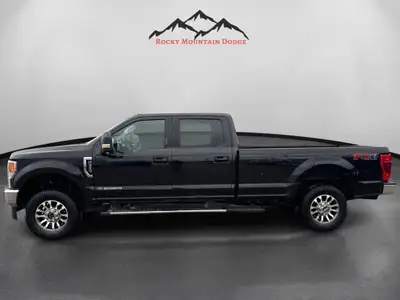 THIS ONE OWNER 2020 FORD F-350 LARIAT CREWCAB COMES WITH A 6.7L DIESEL, 5TH WHEEL PREP, HEATED LEATH...
