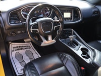 SAFETY INCLUDED ACCIDENT FREE LOCAL ONTARIO CAR 20 DODGE SERVICE RECORDS Nice Clean Dodge Challenger... (image 7)