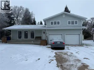 Welcome to this well-maintained and spacious home in Annaheim, SK, situated on a generous 60' x 150'...
