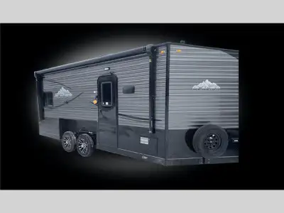 Glacier Ice House 18THEXP highlights: Full Bathroom Roll-Over Sofas Refrigerator Bunk Bed Seven Ice...