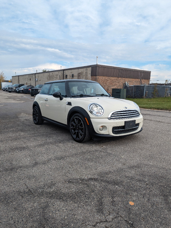 *PRICE DROP* 2011 Mini Cooper * Low Kms Great Condition!!* in Cars & Trucks in Guelph - Image 3