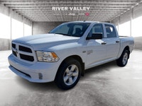 TRAILER HITCH, TRAILER SWAY CONTROL, ELECTRONIC STABILITY, HEATED DOOR MIRRORS, TILT STEERING WHEEL... (image 7)
