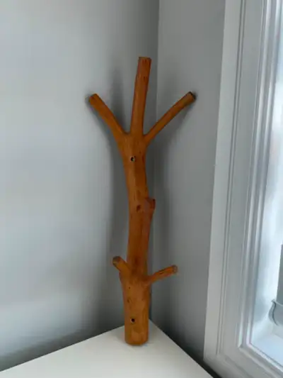 Wood Hanging Tree