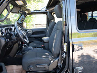 4x4, 3.6L V6, Besttop Sunrider ($1500), Advanced Safety Group, Alpine Premium Sound System, Navigati... (image 2)