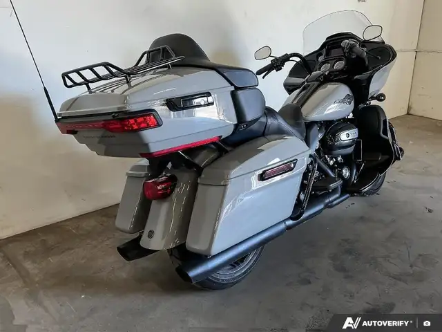 2024 Harley-Davidson FLTRK - Road Glide(TM) Limited in Sport Touring in Calgary - Image 6