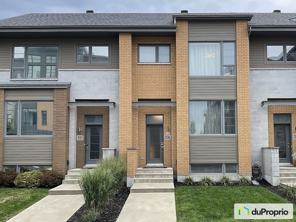 $749,900 - Townhouse for sale in Terrebonne (Lachenaie) — photo 1