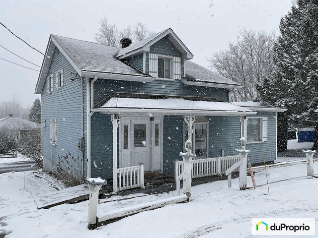 $389,000 - 2 Storey for sale in Waterloo — photo 1