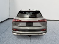 Audi e-tron Q8 Prestige 2021 Electrification haut de gamme. Luxe absolu. Technologie de pointe. Disp... (image 6)