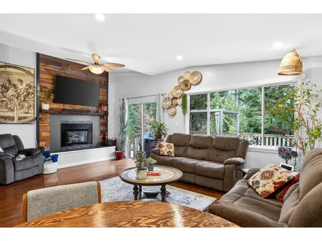 29907 DEWDNEY TRUNK ROAD Mission, British Columbia in Houses for Sale in Mission - Image 9
