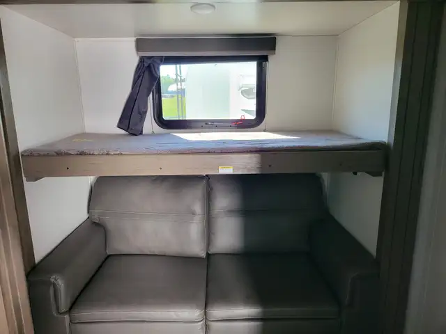 2021 Keystone COUGAR 29 MBS in Travel Trailers & Campers in St. Albert - Image 32