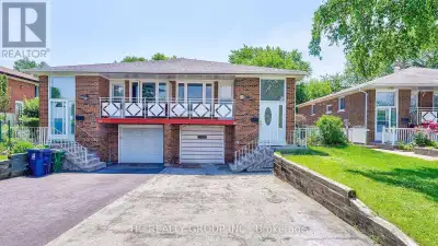 Don't Miss Out On Your Chance To Move Into This 3 Good-sized Bedrooms Apartment In The Heart Of Nort...